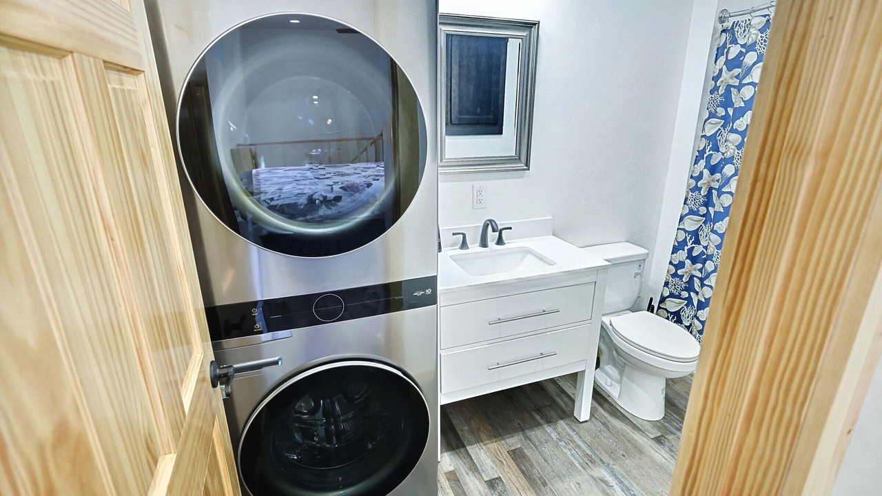 Photo of Bathroom in New Oxford