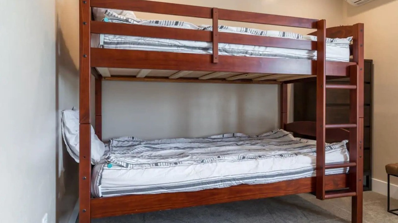 Photo of Bedroom in Leigh Creek Estates