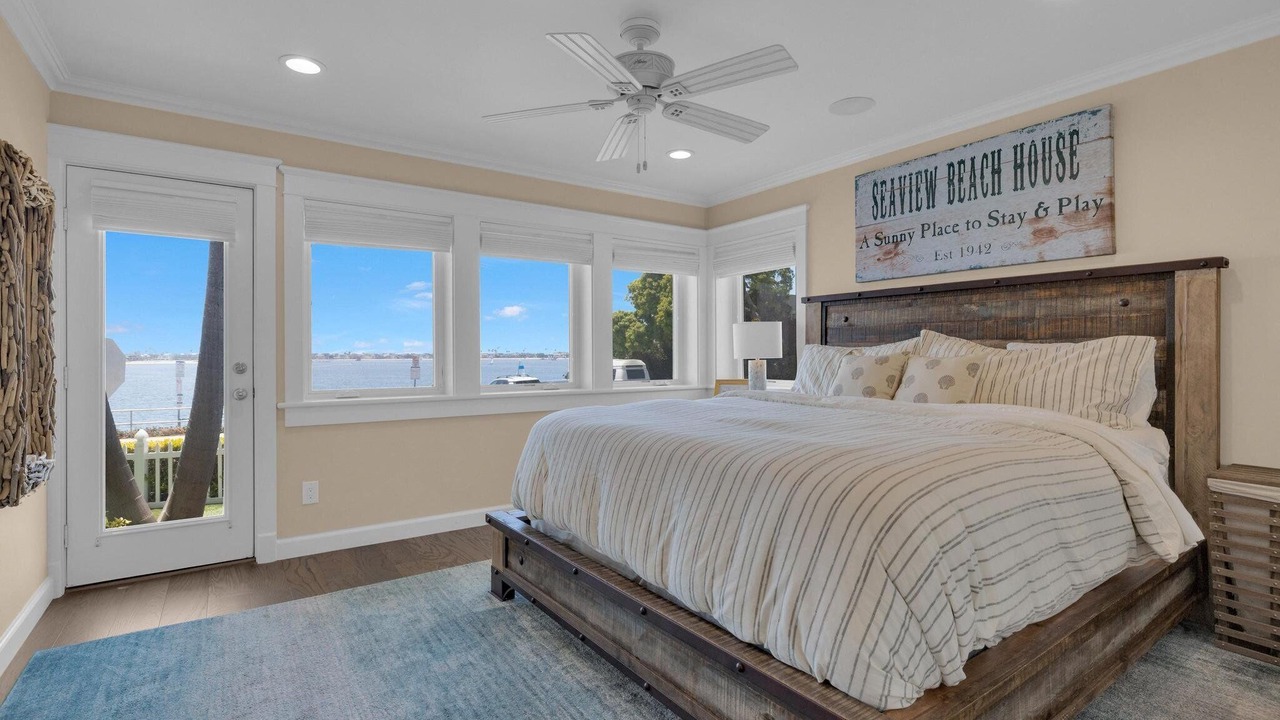 Photo of Bedroom in Crown Point