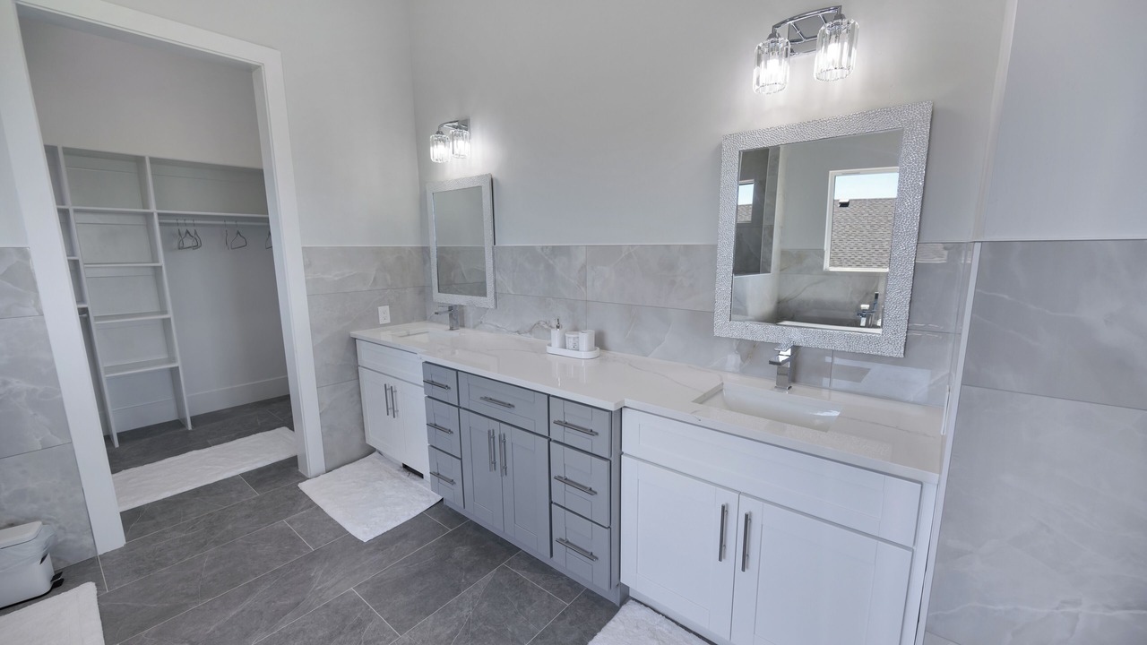 Photo of Bathroom in Sweetwater
