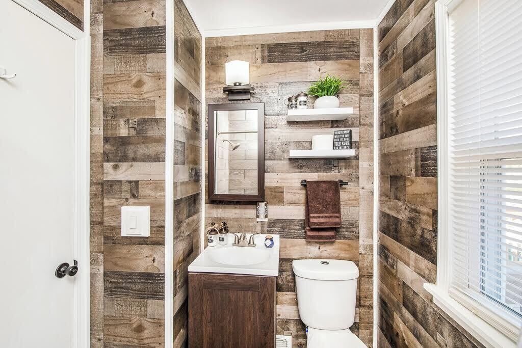 Photo of Bathroom in Maple Heights