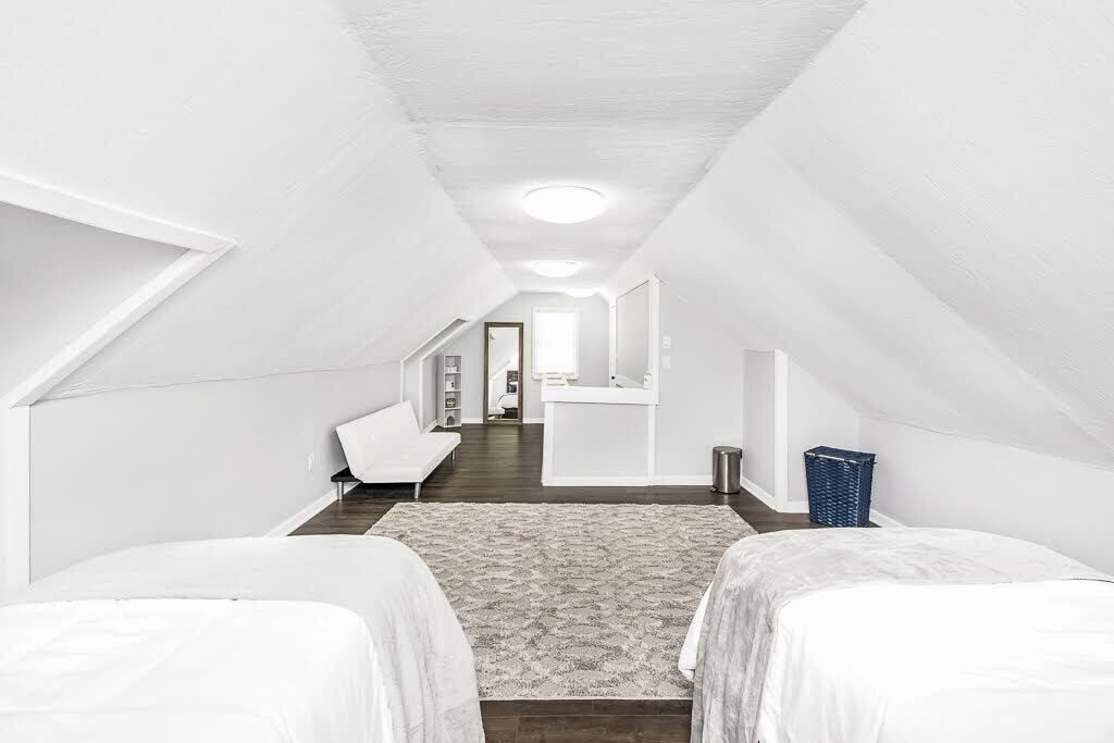 Photo of Bedroom in Maple Heights