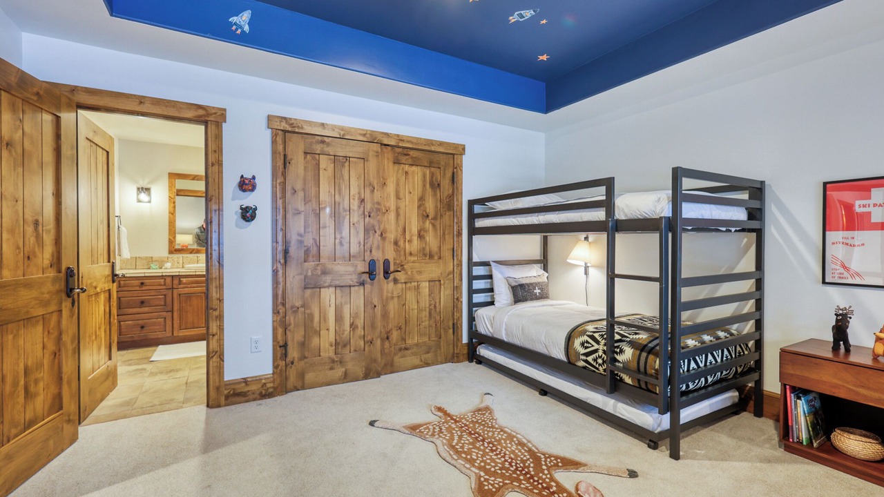 Photo of Bedroom in Spanish Peaks