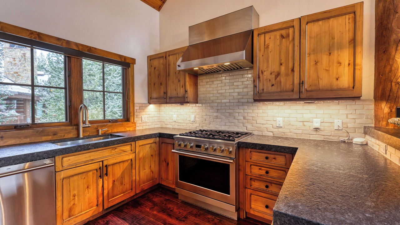 Photo of Kitchen in Spanish Peaks
