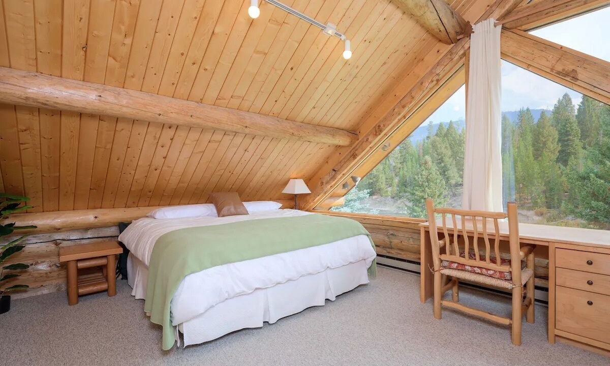 Photo of Bedroom in Gallatin Gateway