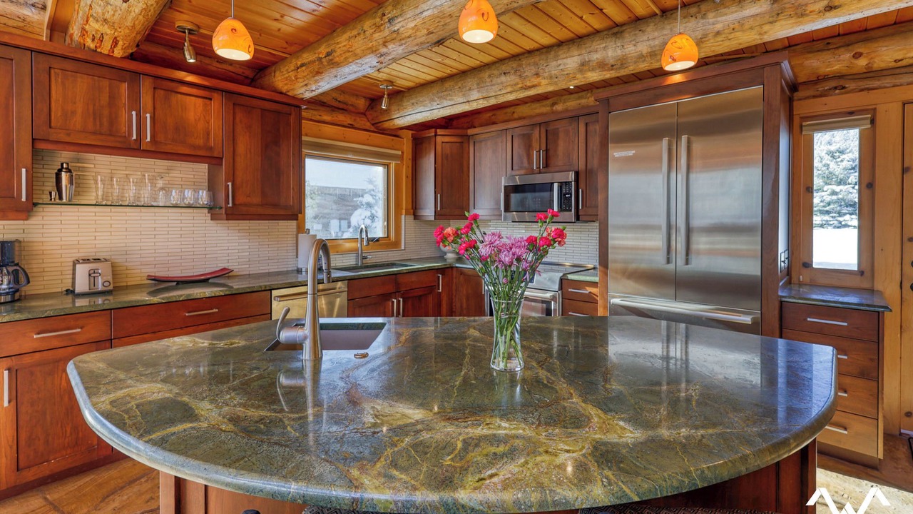 Photo of Kitchen in Gallatin Gateway