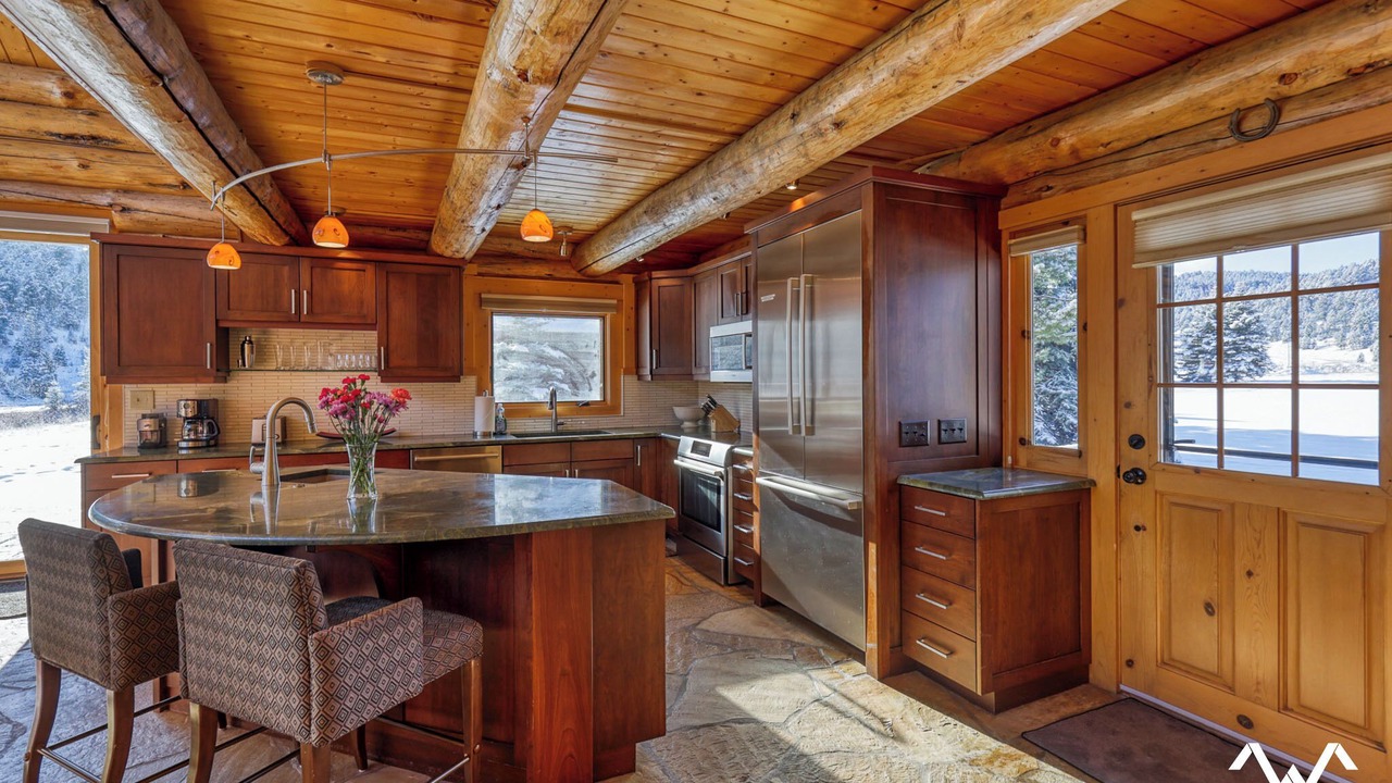 Photo of Kitchen in Gallatin Gateway