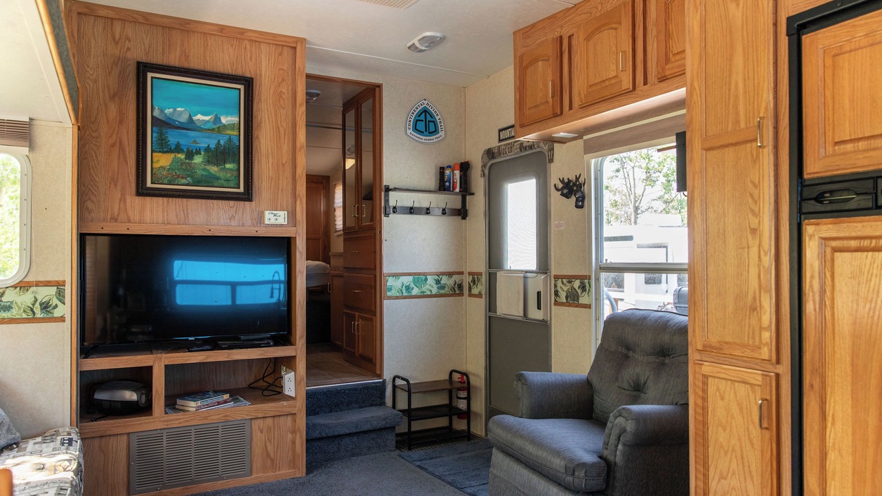 Photo of Livingroom in Babb