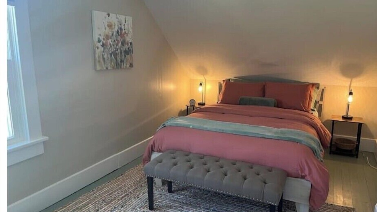 Photo of Bedroom in Lusk