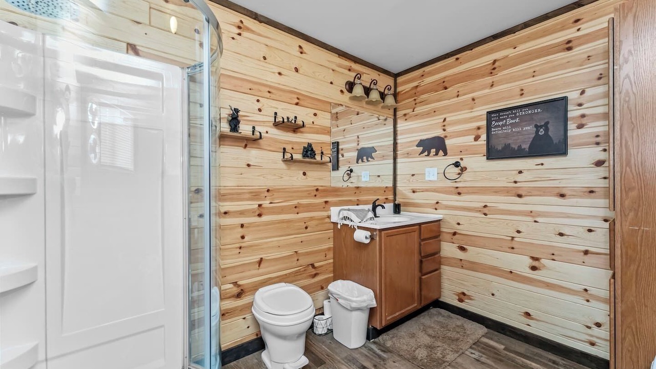 Photo of Bathroom in Cascade