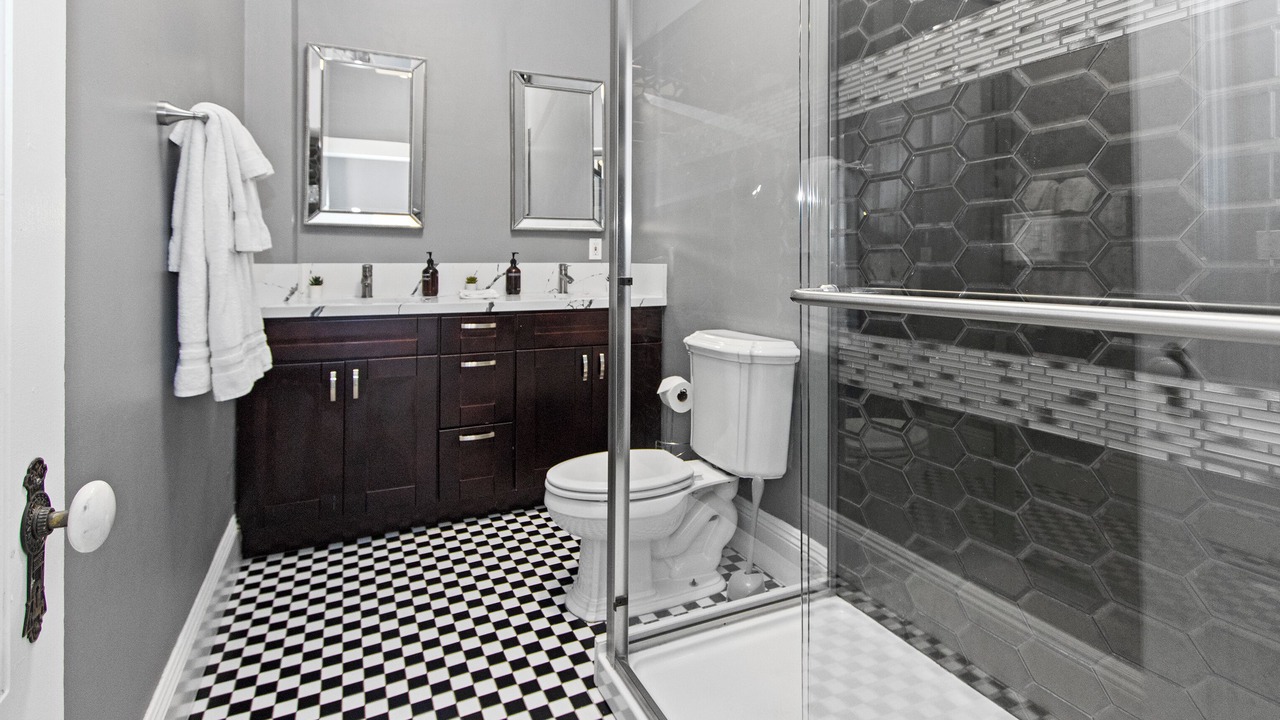 Photo of Bathroom in Little Italy
