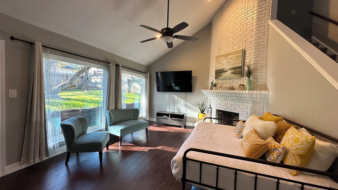 Photo of Livingroom in Schertz