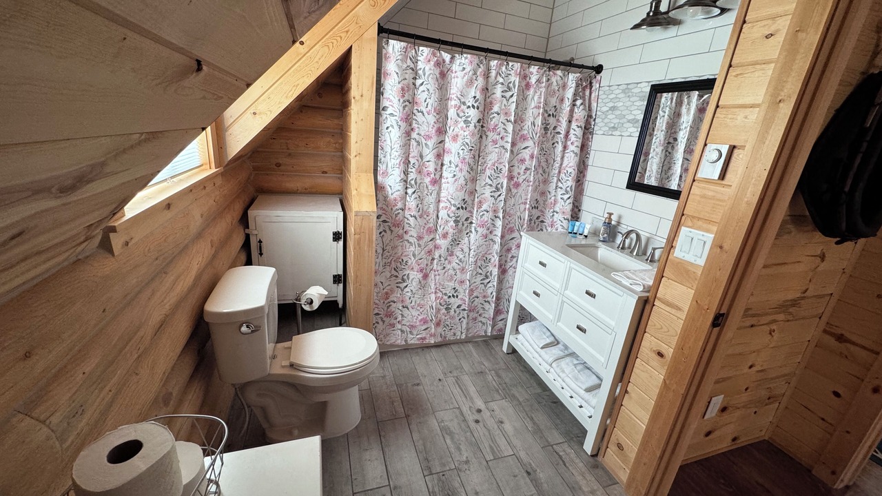 Photo of Bathroom in Tetonia