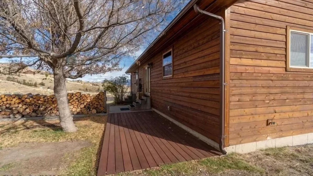 Photo of Outdoor in Emigrant