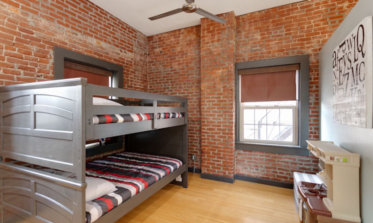 Photo of Bedroom in Evansville