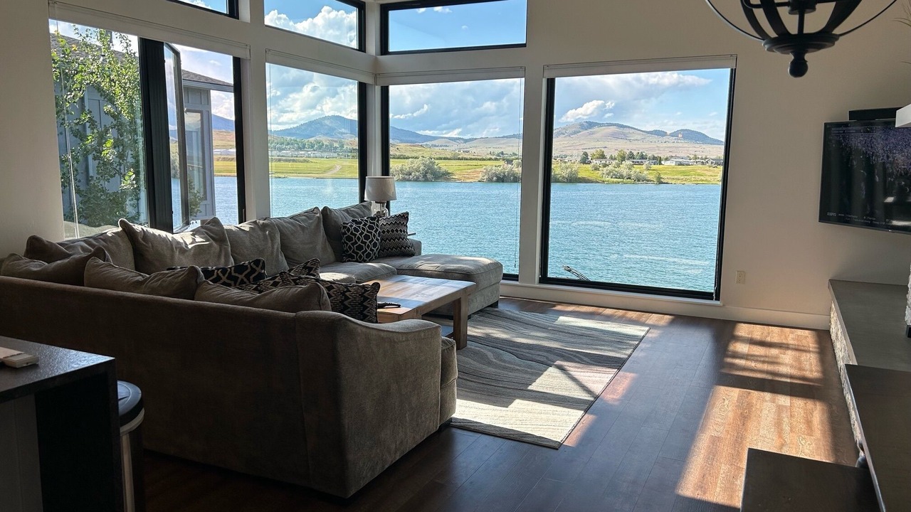 Photo of Livingroom in Polson