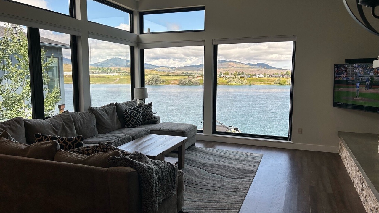 Photo of Livingroom in Polson