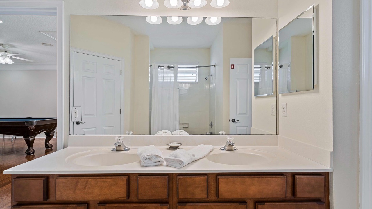 Photo of Bathroom in Reunion