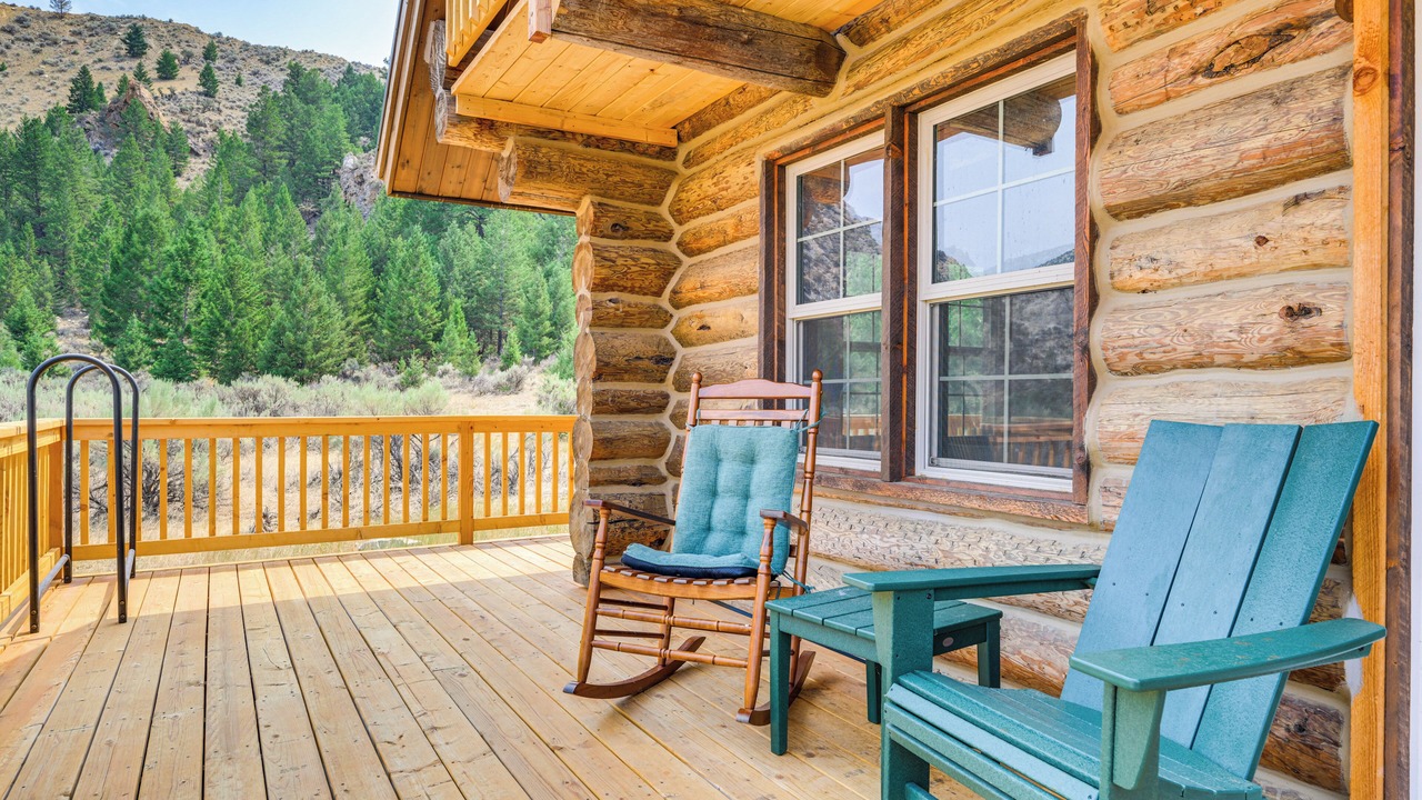 Photo of Patio Balcony in Beaverhead County