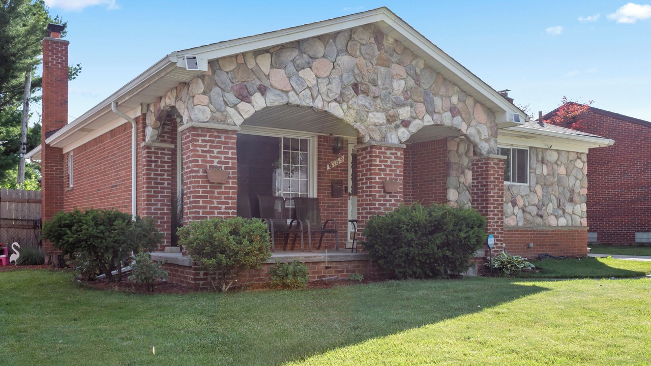 Photo of Outdoor in Dearborn Heights