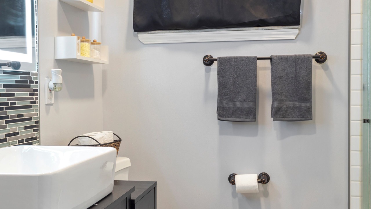 Photo of Bathroom in Dearborn Heights