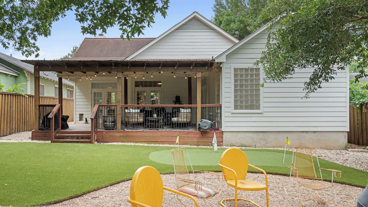 Photo of Outdoor in Dawson