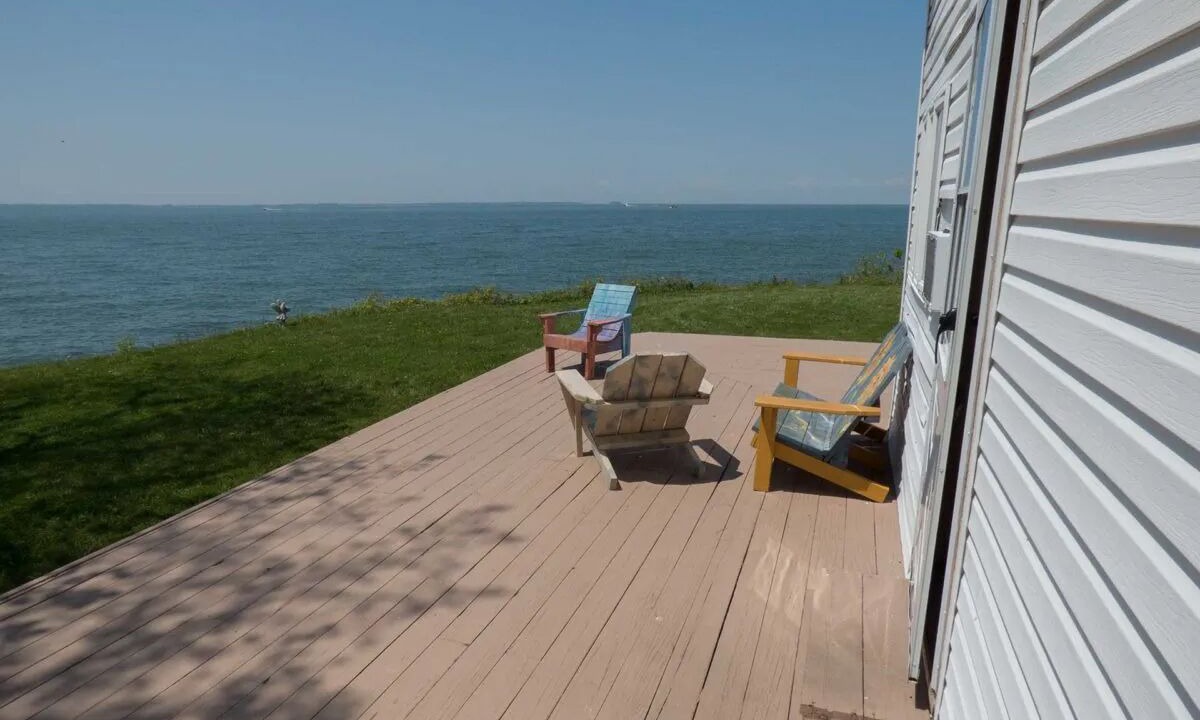 Photo of Patio Balcony in Kelleys Island