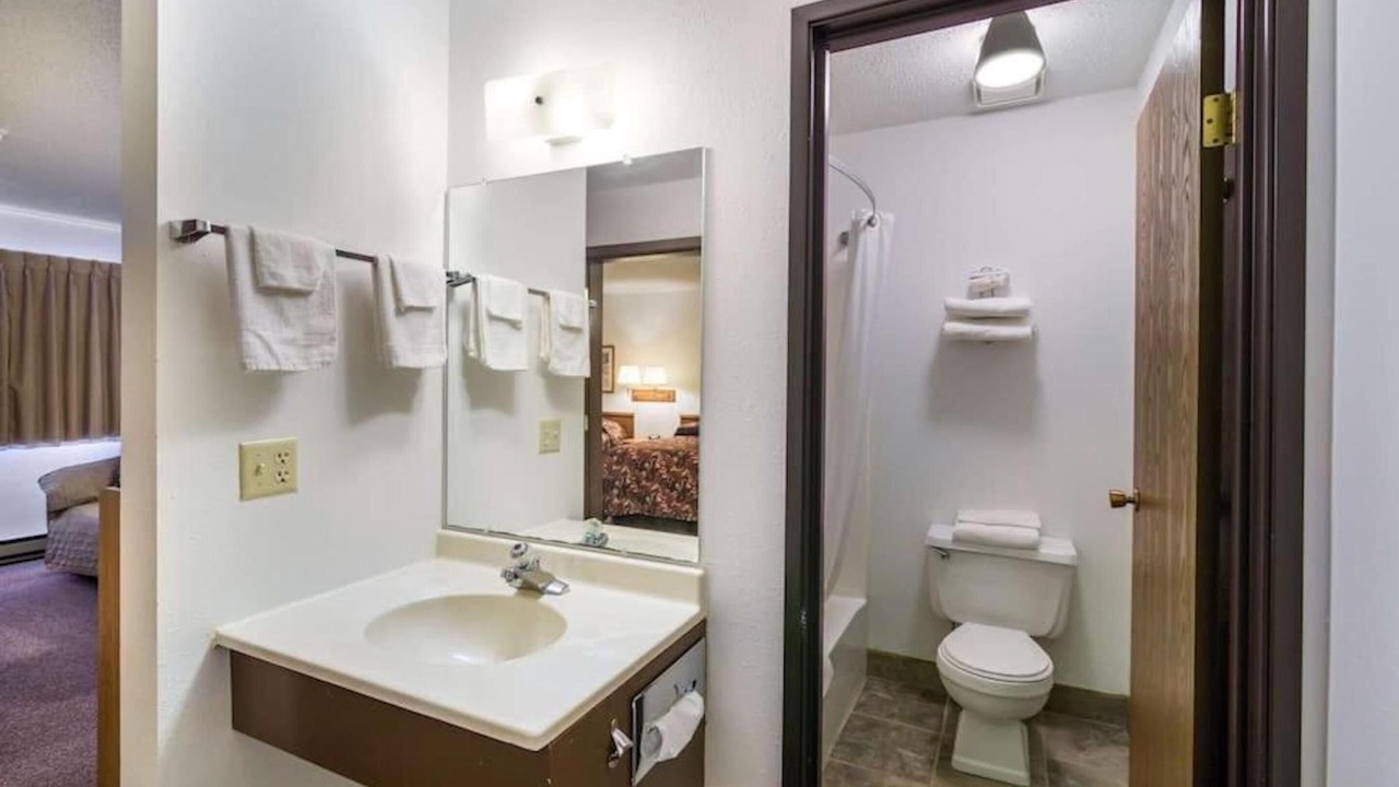 Photo of Bathroom in Medora