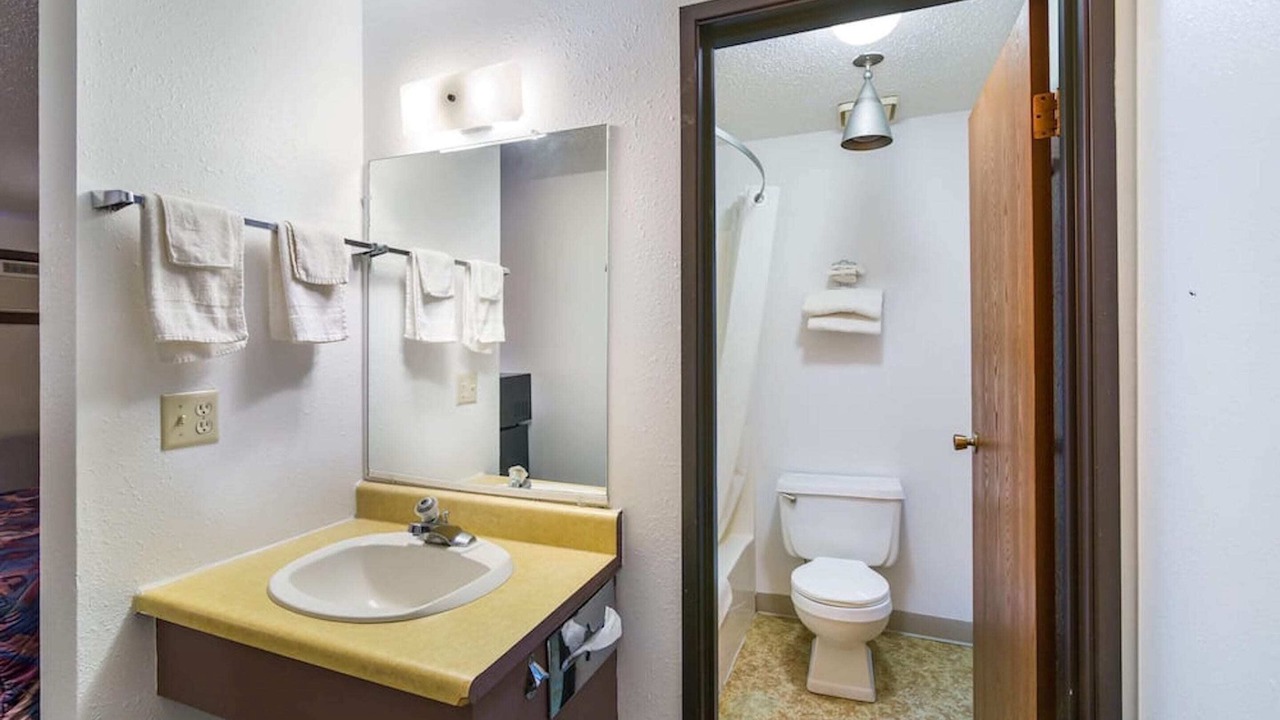 Photo of Bathroom in Medora