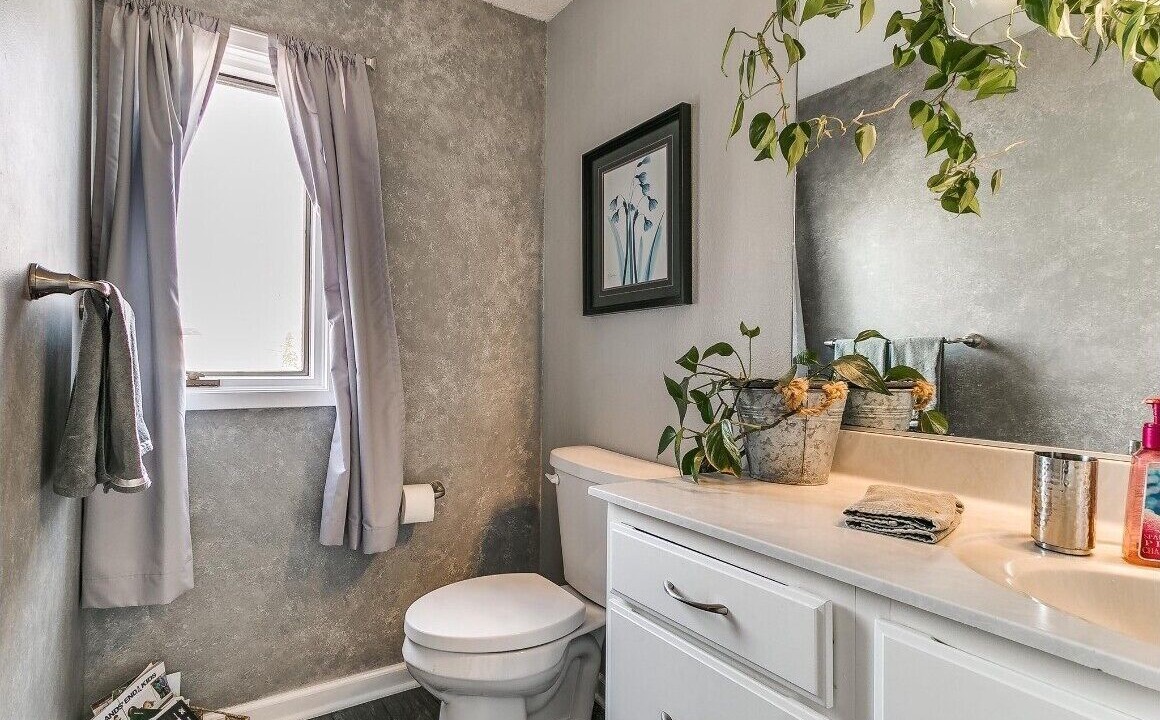 Photo of Bathroom in Ames