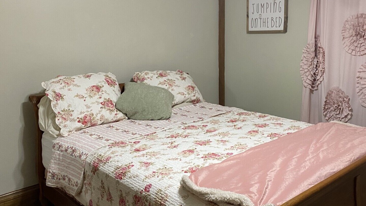 Photo of Bedroom in Ames