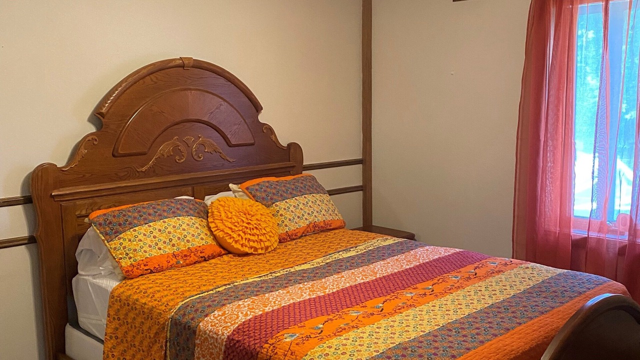 Photo of Bedroom in Ames