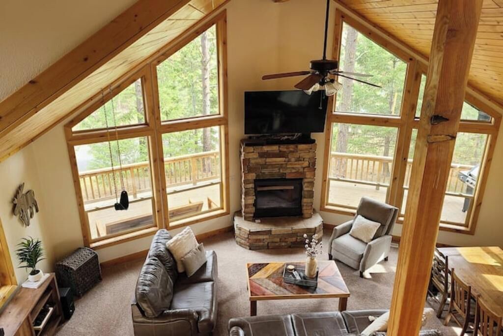 Photo of Livingroom in New Meadows