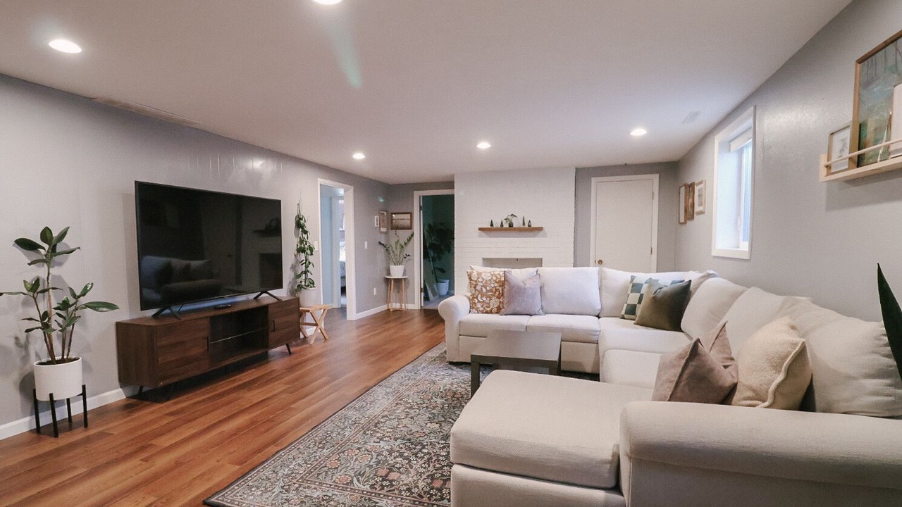 Photo of Livingroom in West Bench