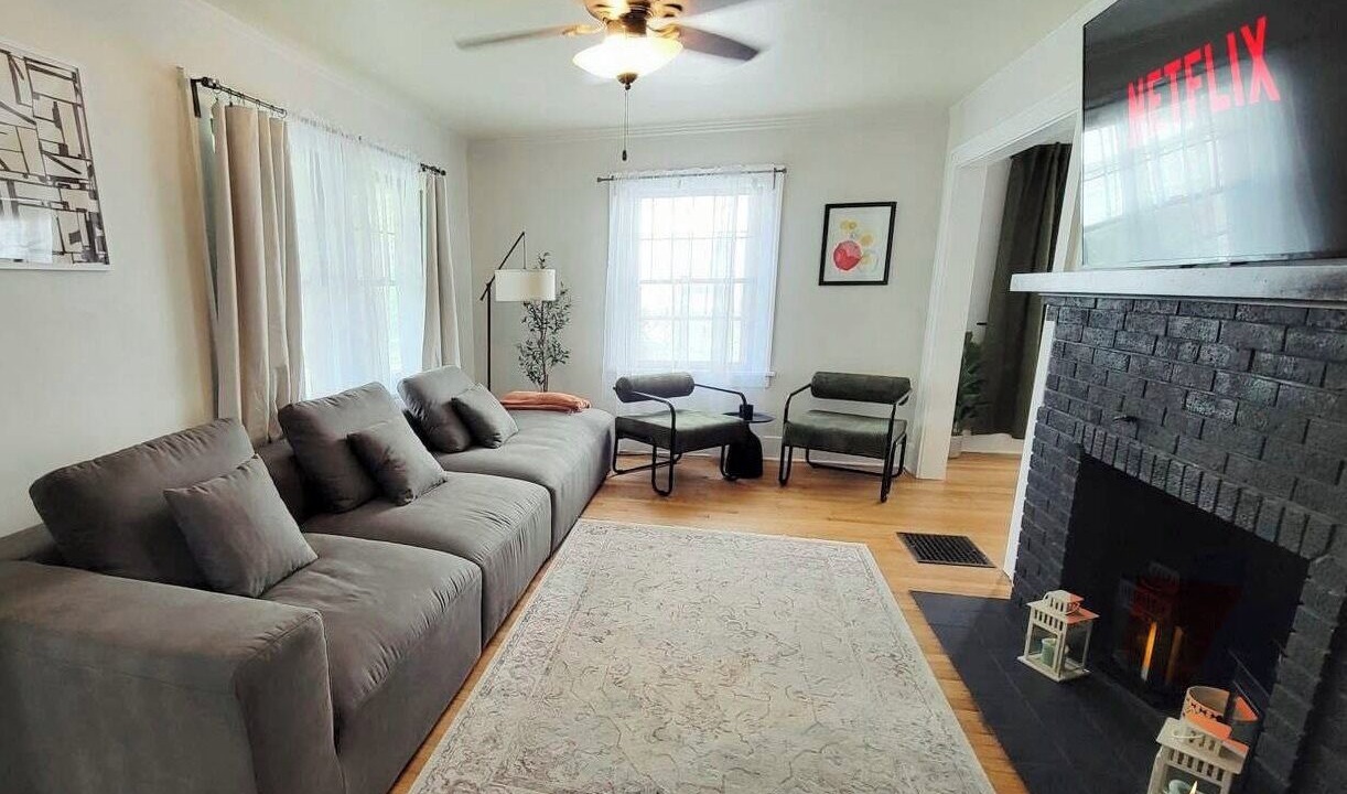 Photo of Livingroom in South Bend