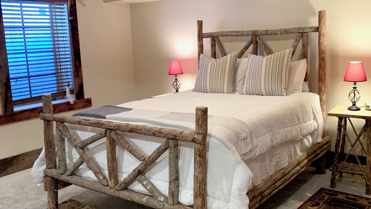 Photo of Bedroom in Divide