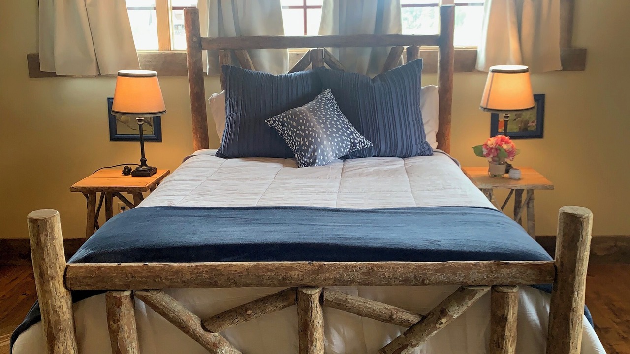 Photo of Bedroom in Divide