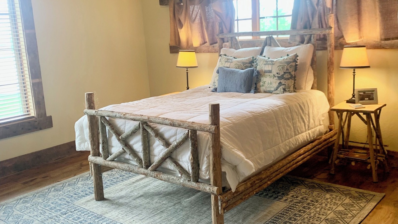 Photo of Bedroom in Divide