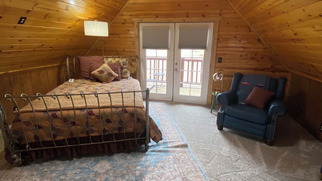 Photo of Bedroom in Caldwell