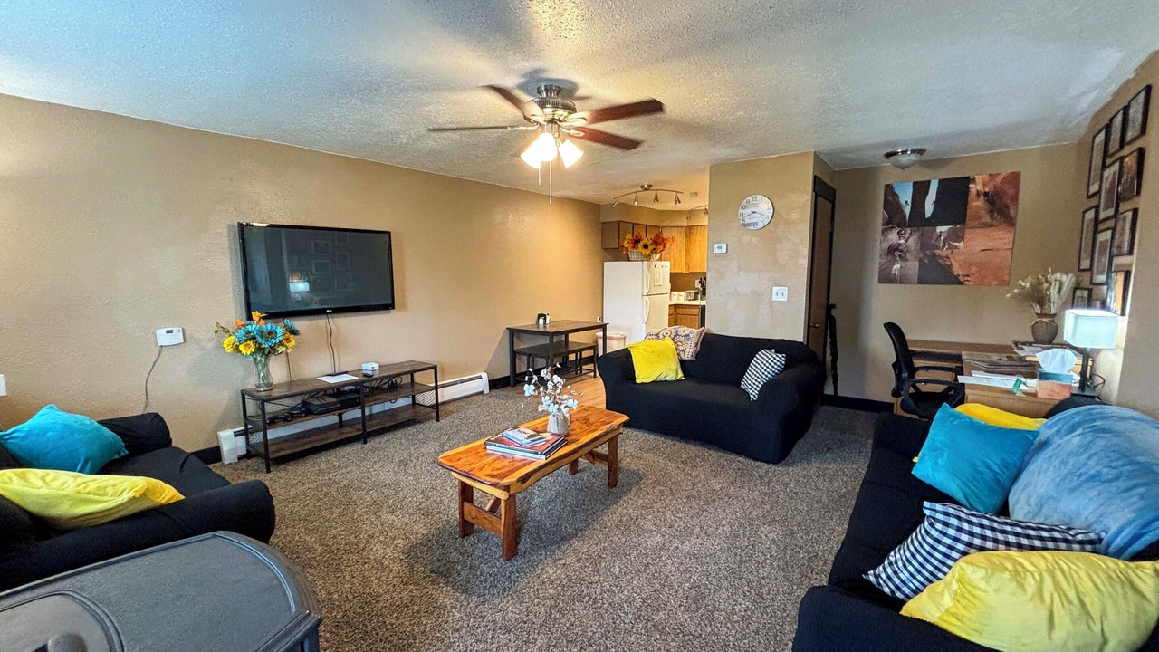 Photo of Livingroom in Blanding