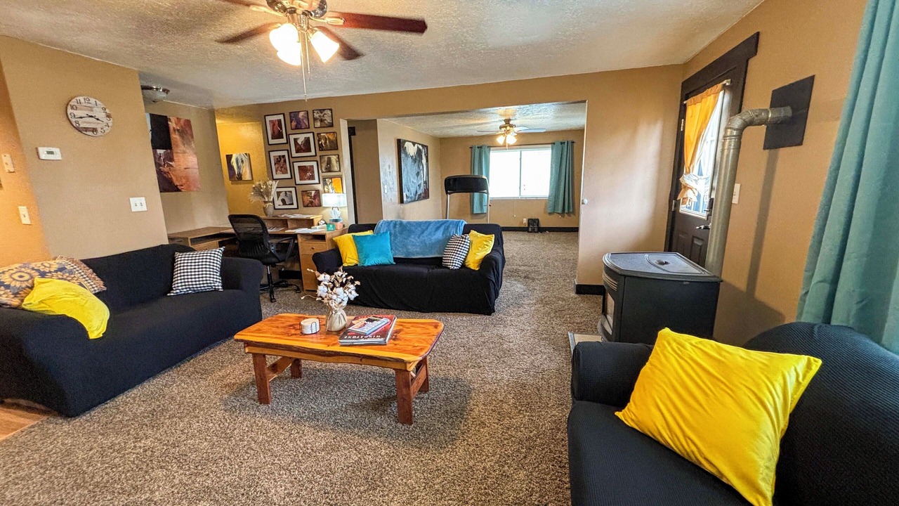 Photo of Livingroom in Blanding