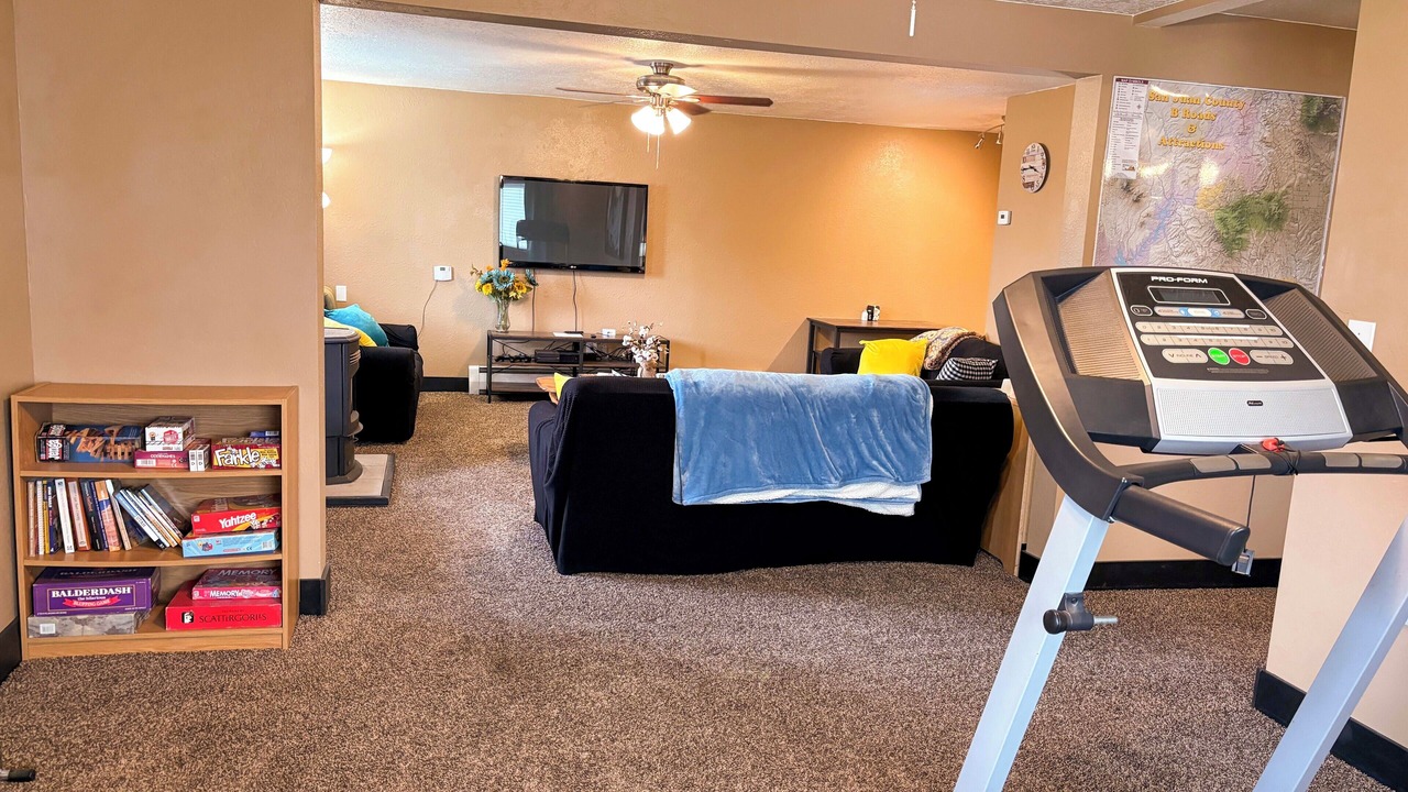 Photo of Bedroom in Blanding