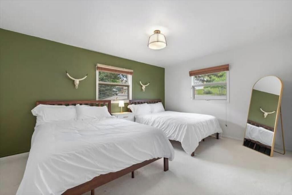Photo of Bedroom in Rimrock