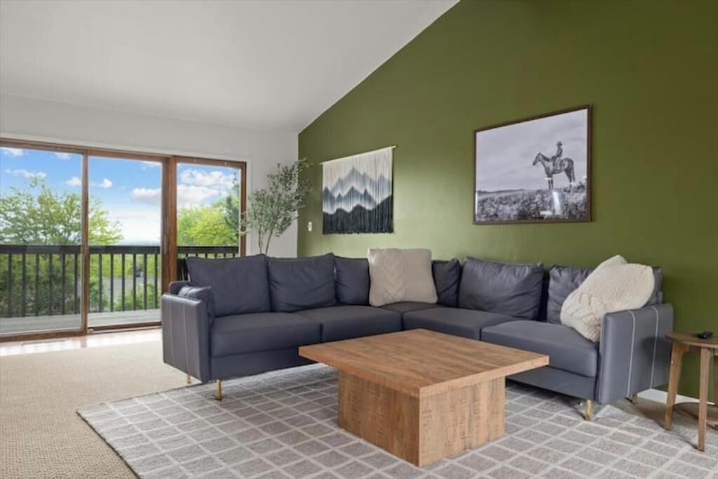 Photo of Livingroom in Rimrock