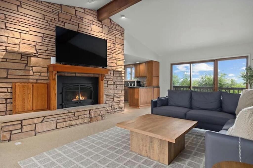 Photo of Livingroom in Rimrock