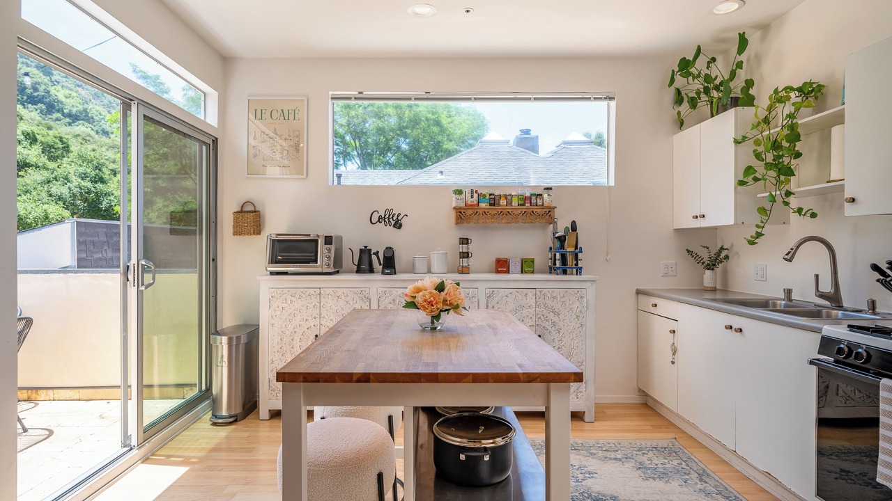Photo of Kitchen in Calabasas