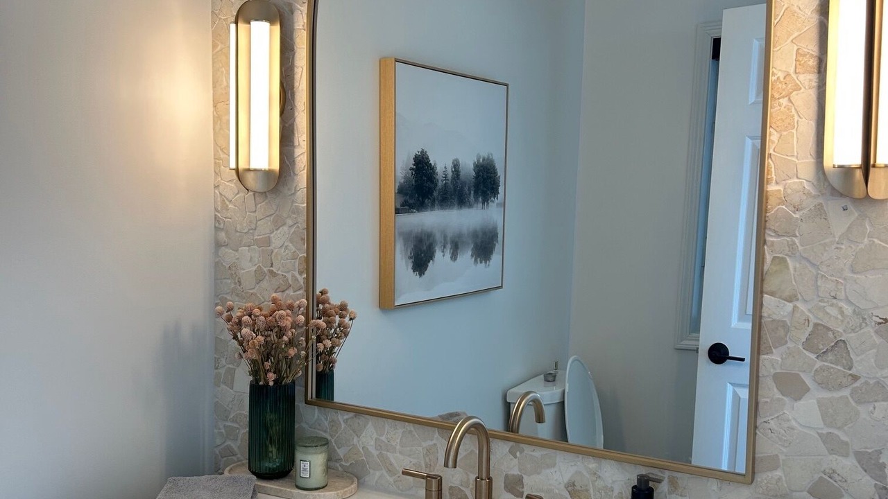 Photo of Bathroom in Lakeside