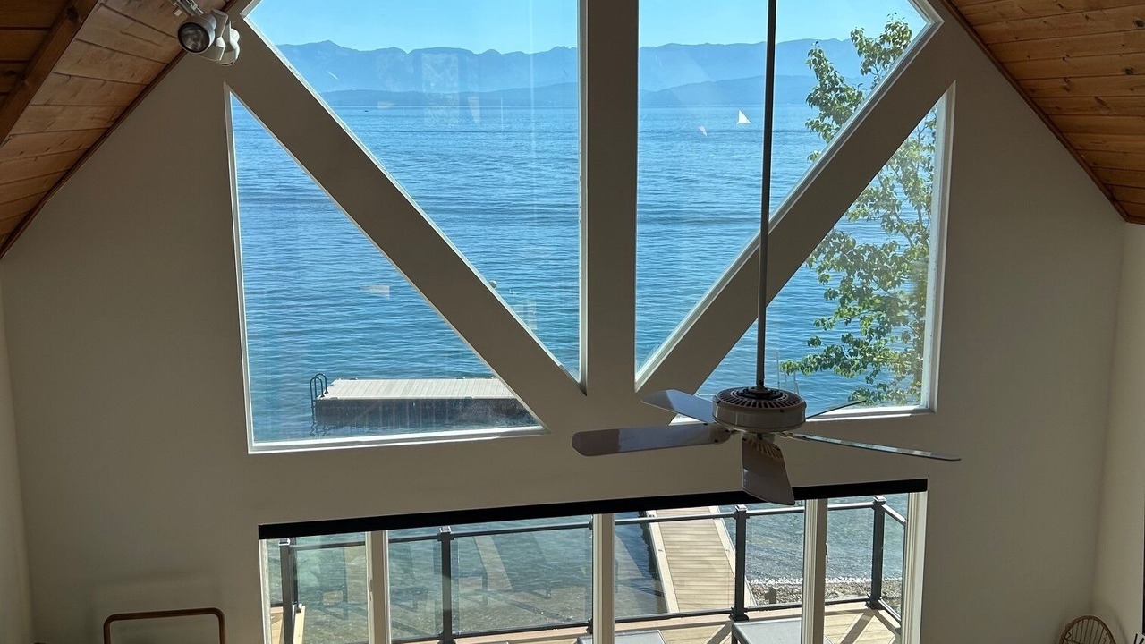 Photo of Livingroom in Lakeside