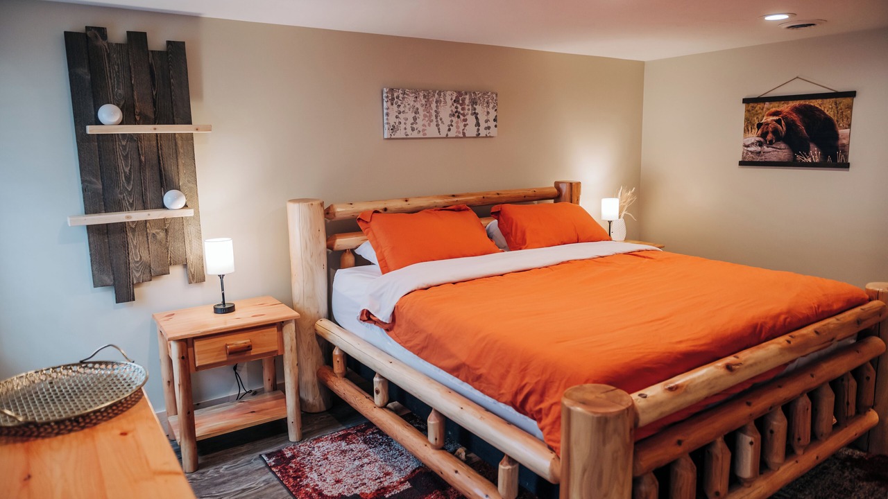 Photo of Bedroom in Confluence