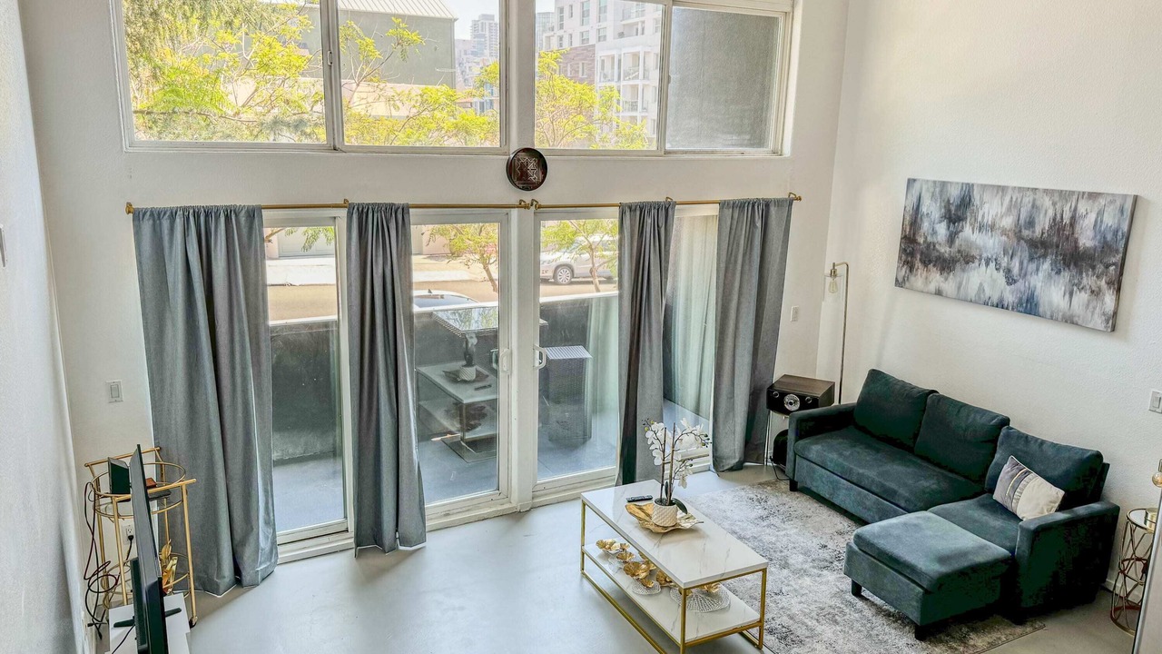 Photo of Livingroom in Little Italy